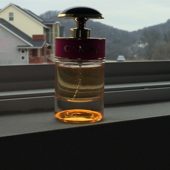 Prada Candy 1 oz perfume. 98% full