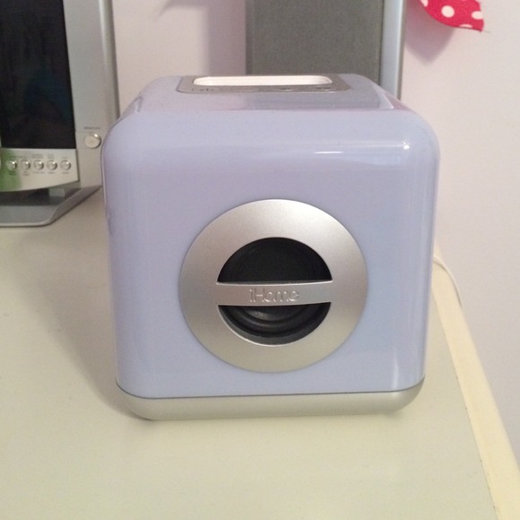 Purple Ihome that changes colors