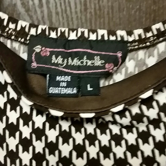 Little brown Biden pull back dress with bow tie - Picture 3 of 4