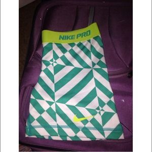 Geometric Print Nike Pro Shorts