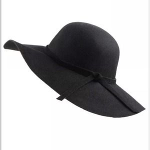 NEW Classic floppy hat