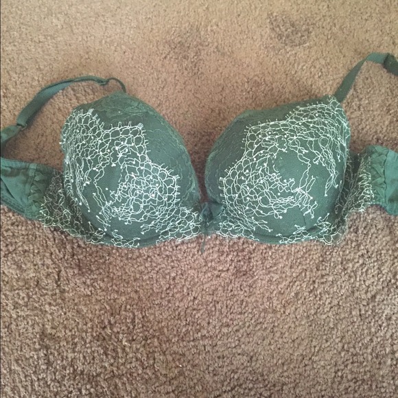 FLASH SALE Never worn VS bra.