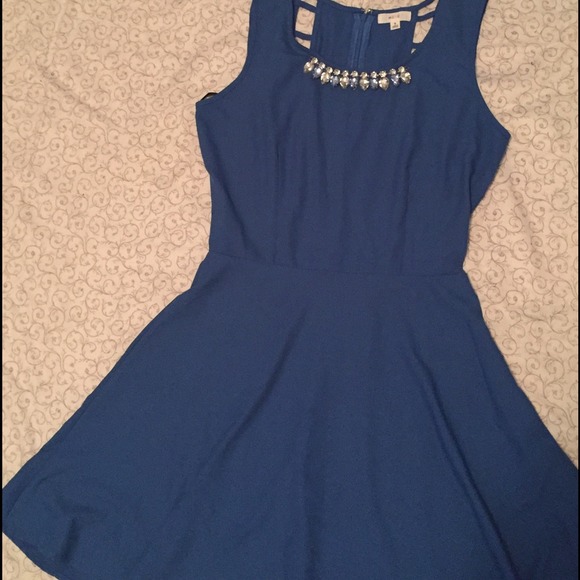 💙Beautiful Royal Blue fitted teacup Dress💙