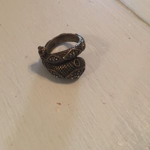 Lucky Brand snake ring!