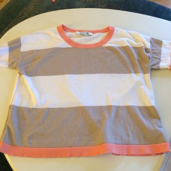 Cropped sweater