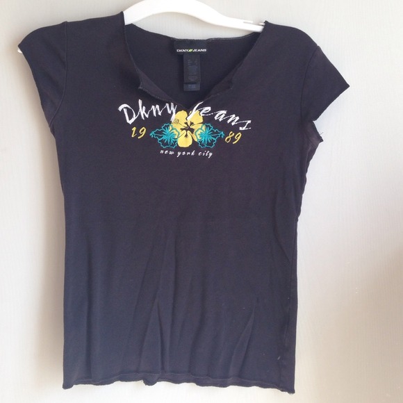 DKNY top