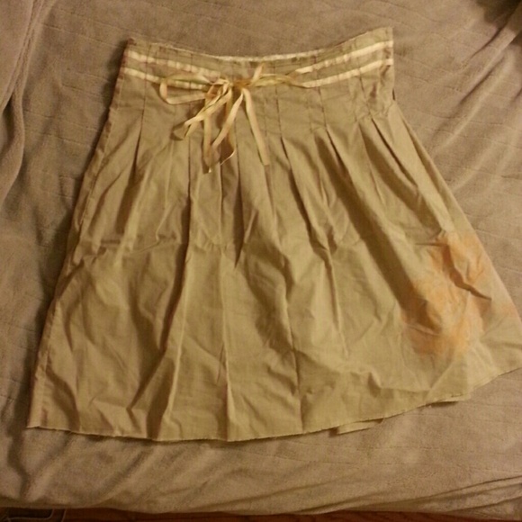 PRICE REDUCED!!! Cute Old Navy Skirt size 6 - Picture 1 of 1