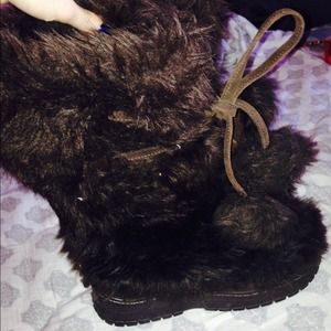 Brown fur boots from victoria secret