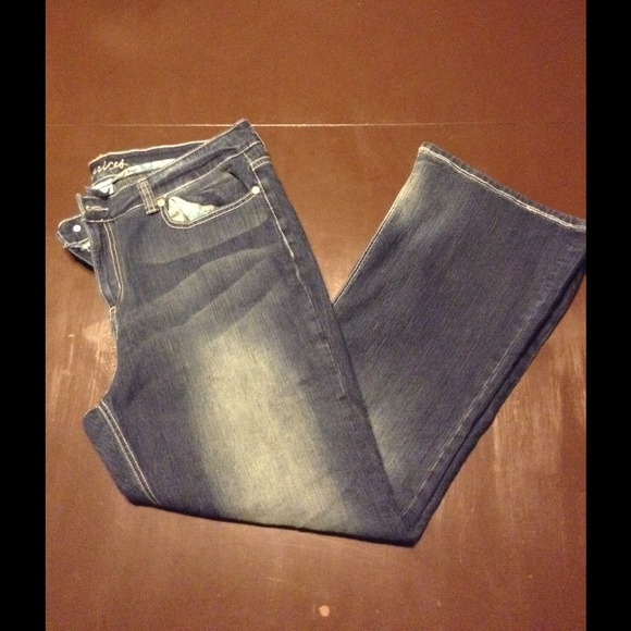 Maurices Jeans 🎀