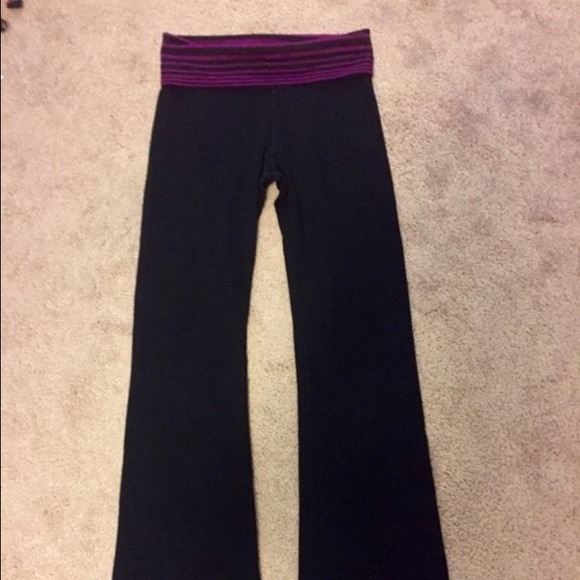 yoga pants with striped purple waistband - Picture 1 of 2