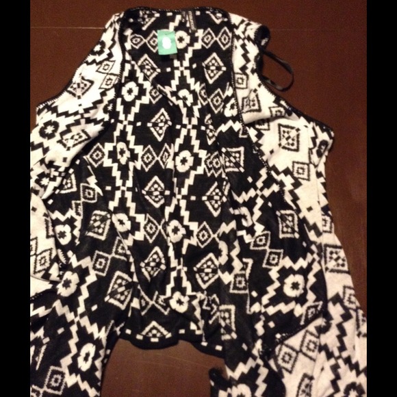 New sleeveless cardigan
