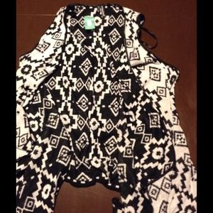 New sleeveless cardigan