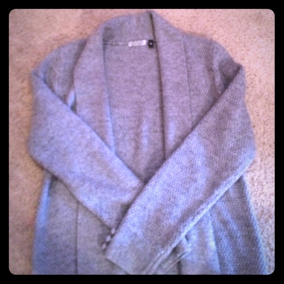 Grey cardigan