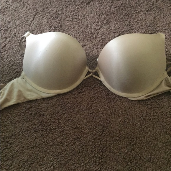 FLASH SALE VS lightly used bombshell