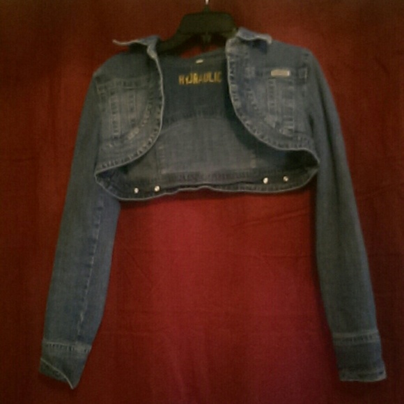 Hydraulic half denim jacket reserved.