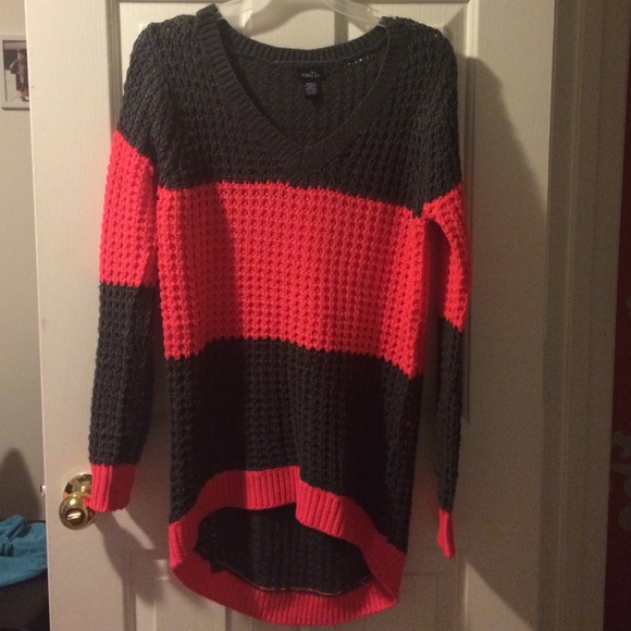 Grey and hot pink sweater
