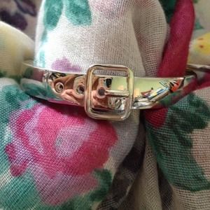 🐫Today Only Sale! NWT lia sophia Bracelet