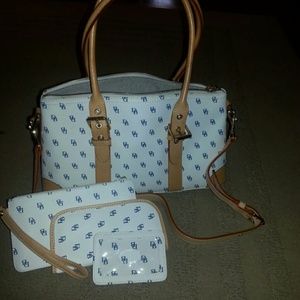 Dooney purse and accesories ON HOLD