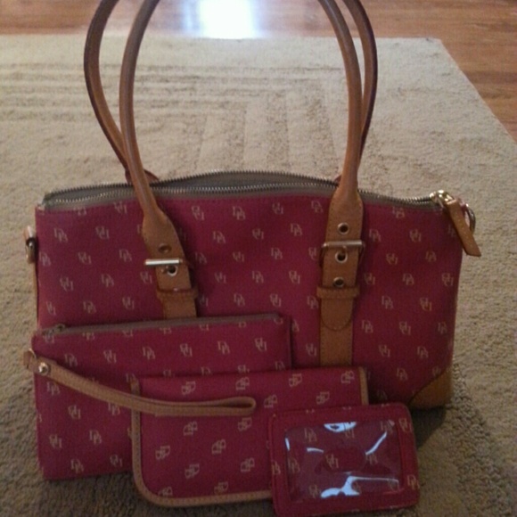 Dooney purse and accesories - Picture 2 of 3