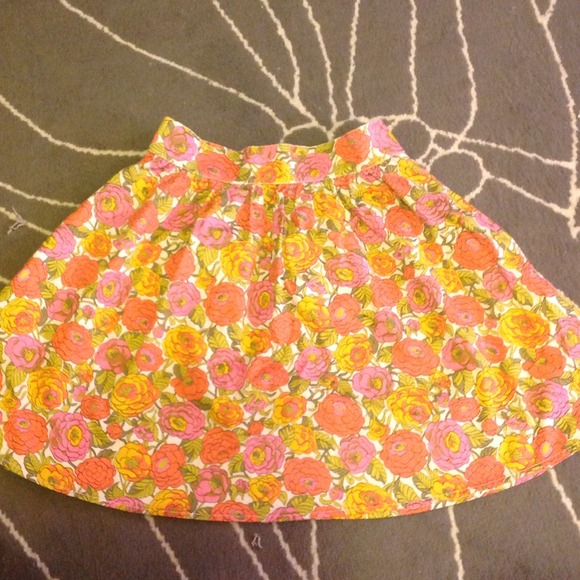 High waisted bright floral skirt WITH POCKETS