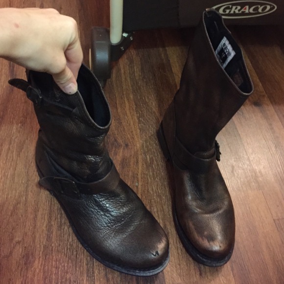 Frye Veronica Slouch short boots