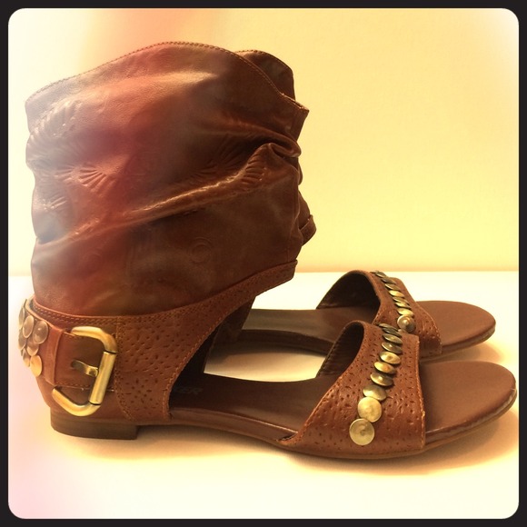 Bullboxer  Shoes - BRAND NEW! Adorable Summer sandals