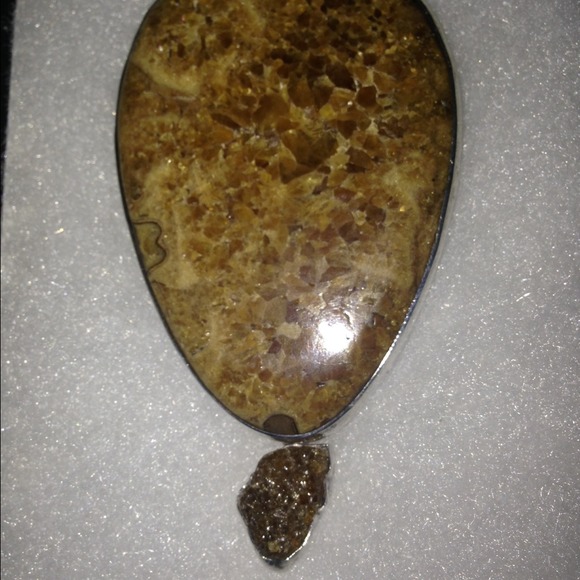 Gorgeous Druzy! Amy Kahn Russell Pedant/Pin - Picture 4 of 4