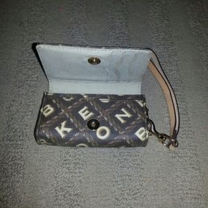 Dooney wristlet