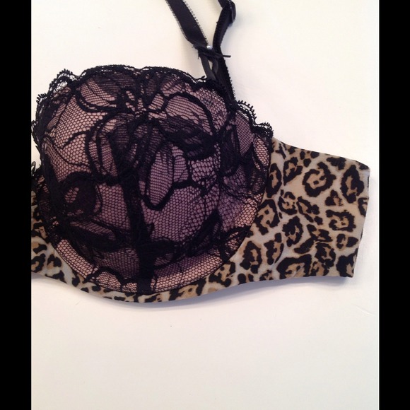 Lace and cheetah print push up bra - Picture 2 of 4