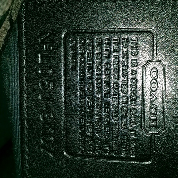 Authentic Coach handbag - Picture 3 of 4