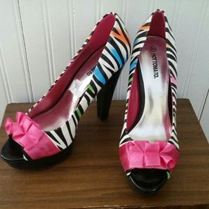 Hot Tomato Fashion Heels