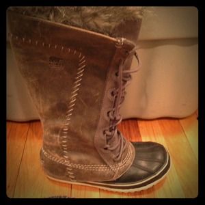 Sorel waterproof mid calf length