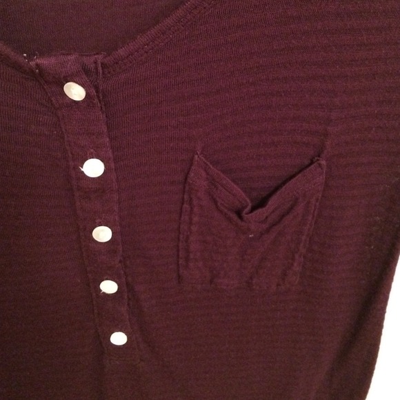 Plum sheer tee - Picture 2 of 2