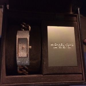 FINAL PRICE! ✨SALE✨ Michael Kors Rose Gold Watch