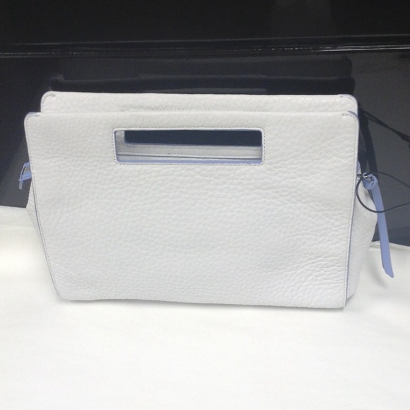 Coach BLK Edge Clutch - Picture 2 of 2
