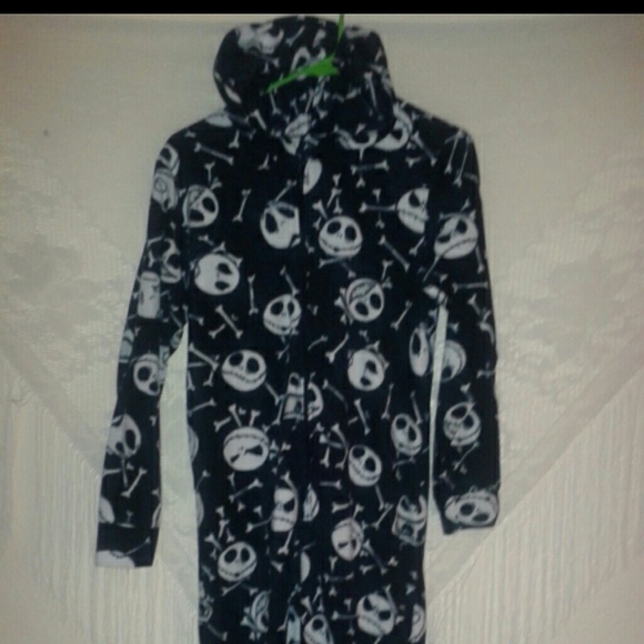 Adult onesie wth hood