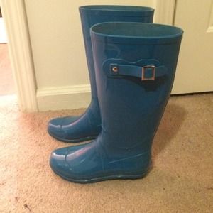 Rain boots