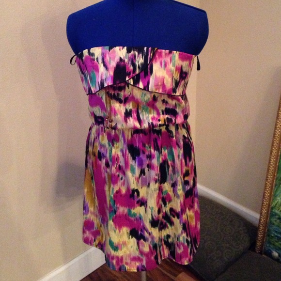 Floral/tie dye amazing dress! Flowy and light!