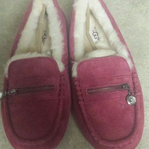 Ugg Ansley slippers with cute crystal charm tassel