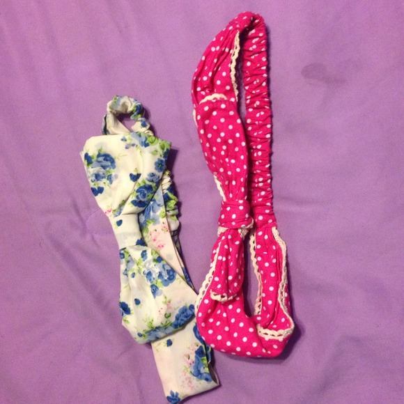 Two Beautiful Headbands.😬