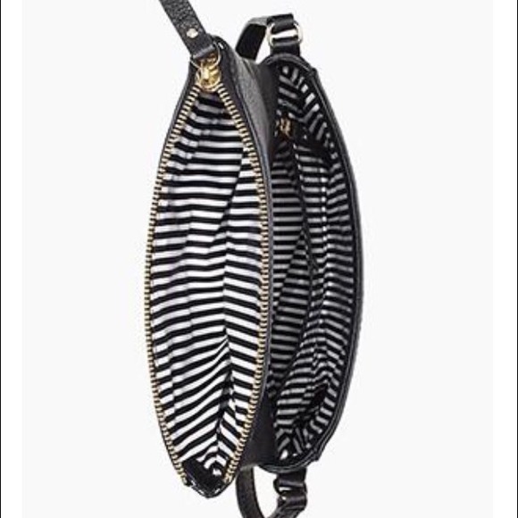 *SOLD* Kate Spade Cobble Hill Mini Carson - Picture 4 of 4