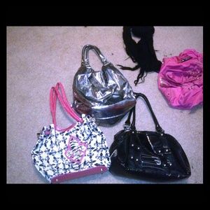 Purses all for 3 for 25$