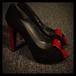 🎈SOLD🎈Hello Lover💋 Stuart Weitzman Authentic