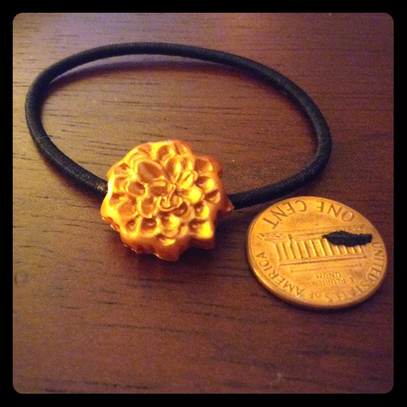 Other Its Is A Hand Make Gold Flower Hair Tie Poshmark