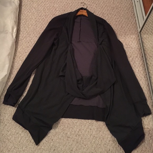 nike women's wrap jacket