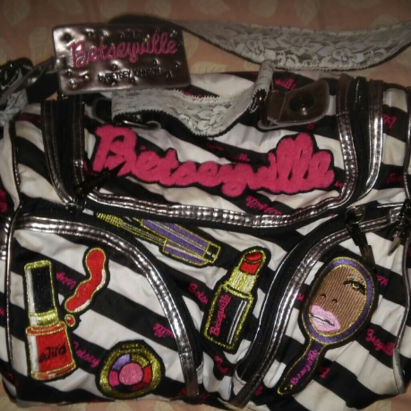 Betsey Johnson handbag - Picture 1 of 1