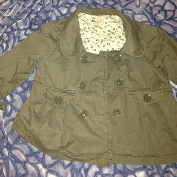 Wet Seal Olive color trench coat/top - Picture 3 of 3