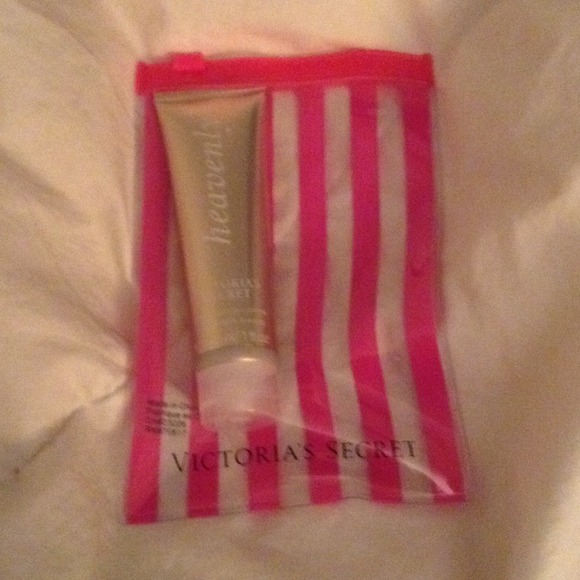Victoria secret Baggie & heavenly lotion