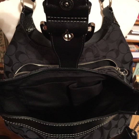 Coach signature collection handbag w/ leather trim - Picture 3 of 6