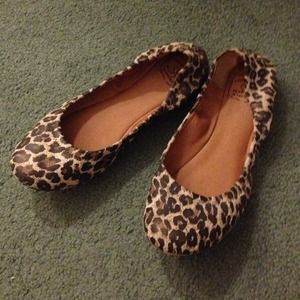 CLEAN, NEW LUCKY BRAND LEOPARD FLATS